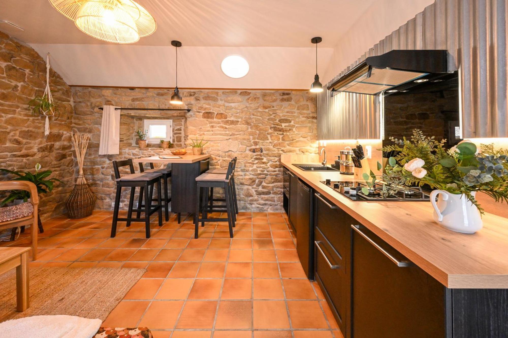 Ker Gana Sauna, Jacuzzi, Poele A Bois Plourin  Exterior foto